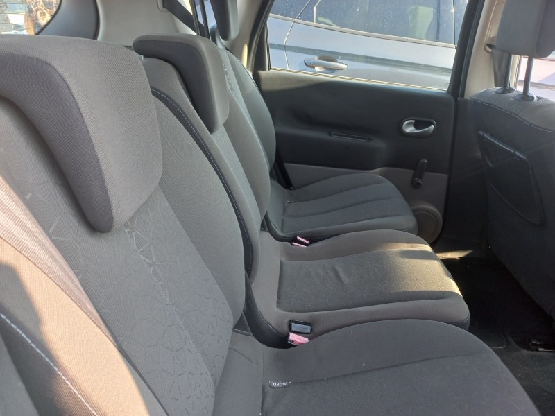 renault scenic ii del año 2009