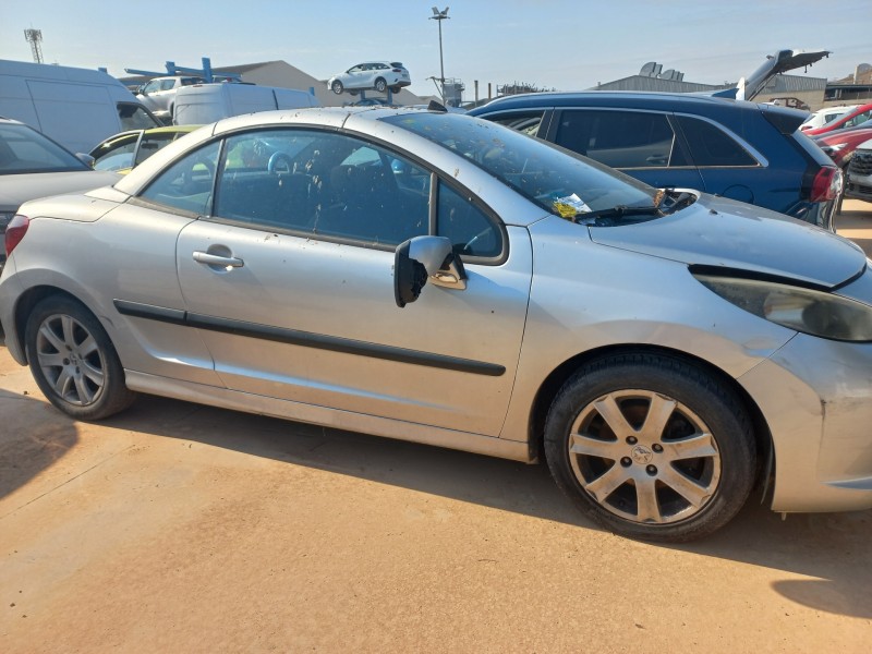 peugeot 207 cc del año 2014