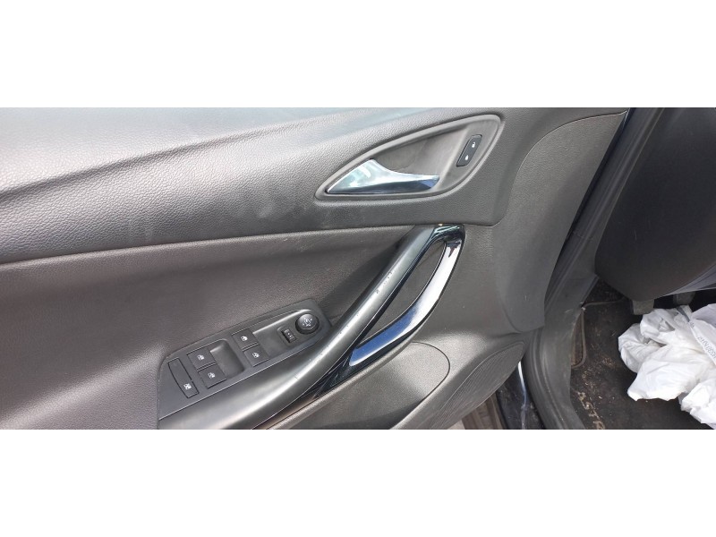 opel astra k sports tourer del año 2016