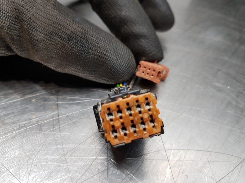 Recambio de retrovisor derecho para citroen c3 aircross bluehdi referencia OEM IAM 98179849XT  