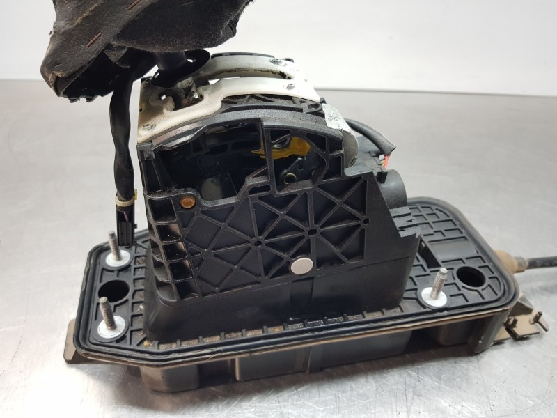 Recambio de palanca cambio para volkswagen tiguan (5n1) advance referencia OEM IAM 5N1713025  