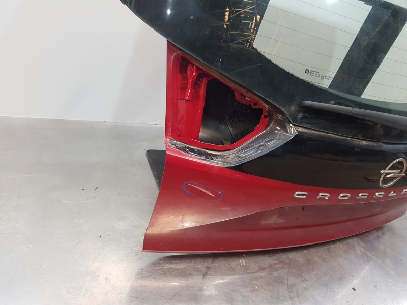 Recambio de porton trasero para opel crossland x selective referencia OEM IAM 39090002  
