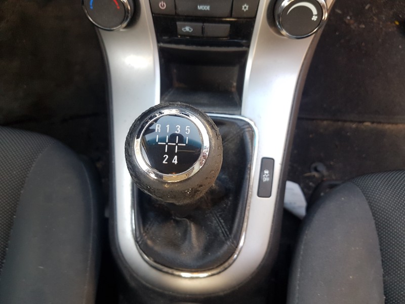 chevrolet cruze hatchback del año 2011