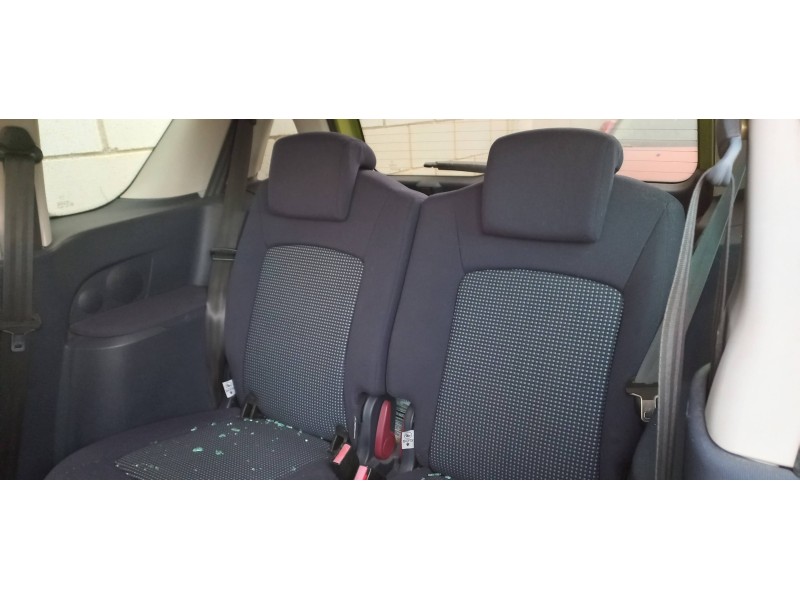 peugeot 1007 del año 2007