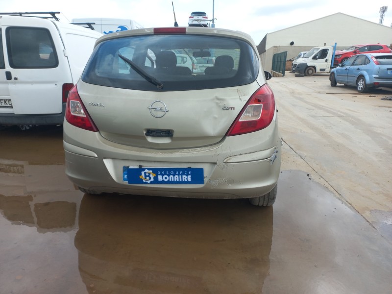 opel corsa d del año 2006