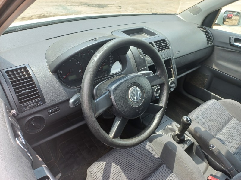 volkswagen polo (9n1) del año 2004