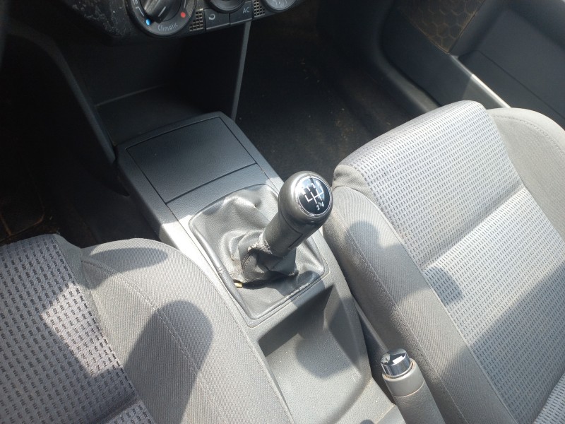 volkswagen polo (9n1) del año 2004