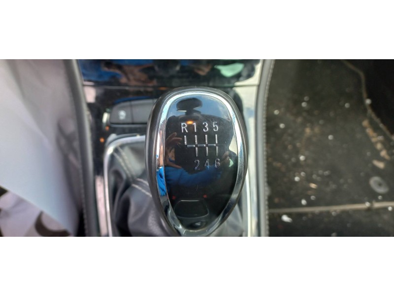 opel astra k sports tourer del año 2016