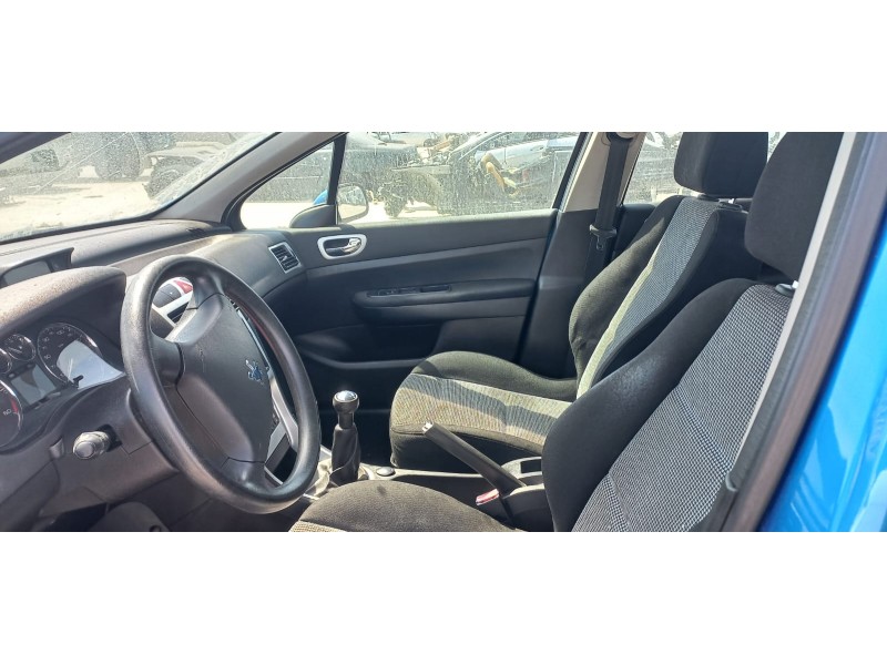 peugeot 307 berlina (s2) del año 2006