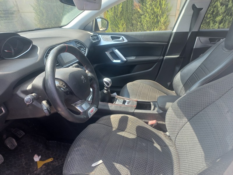 peugeot 308 sw del año 2020