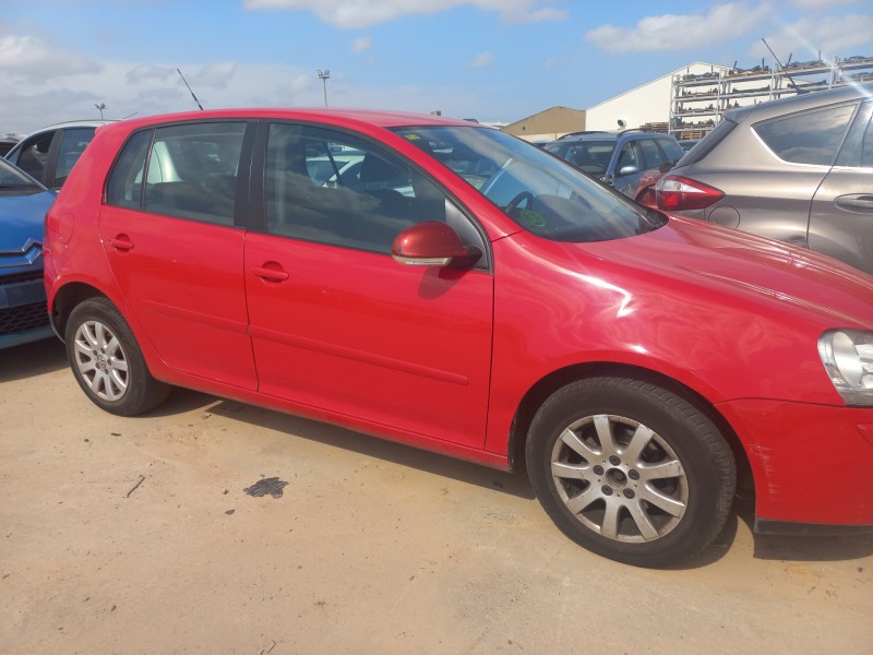 volkswagen golf v berlina (1k1) del año 2006