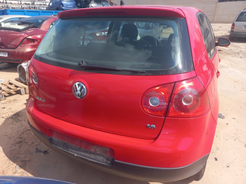 volkswagen golf v berlina (1k1) del año 2006