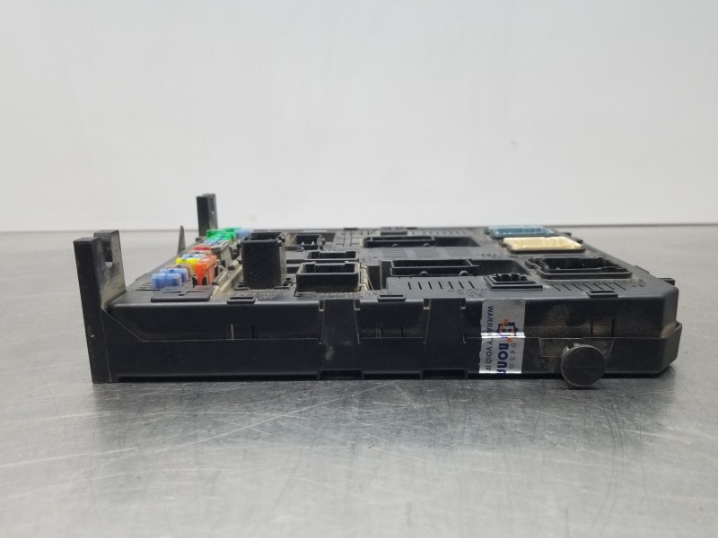 Recambio de caja reles / fusibles para peugeot partner kasten premium referencia OEM IAM 9664059080 28120836 28119246