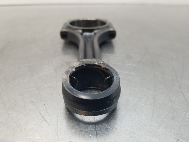 Recambio de biela para peugeot 308 sw allure referencia OEM IAM 1629031680  