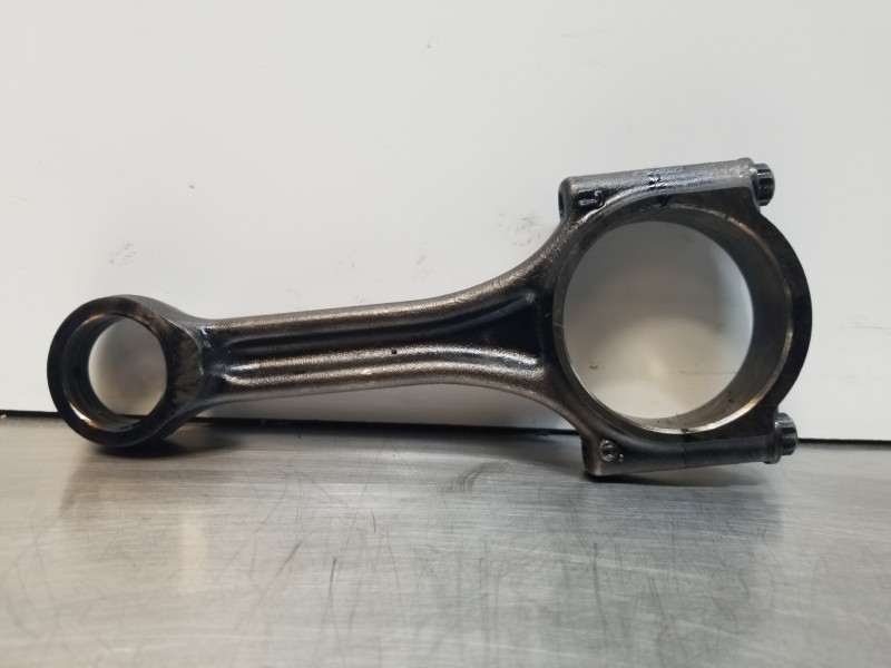 Recambio de biela para peugeot 308 sw allure referencia OEM IAM 1629031680  