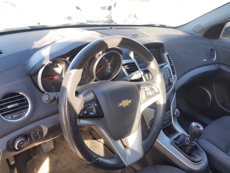 chevrolet cruze hatchback del año 2011