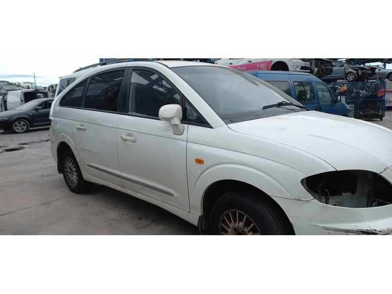 ssangyong rodius del año 2006