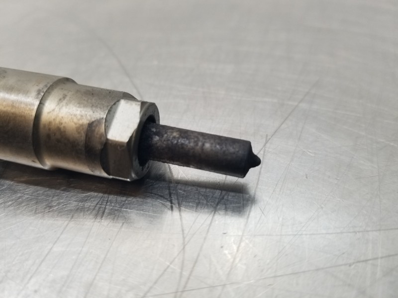 Recambio de inyector para toyota auris active referencia OEM IAM 236700N050 0445110699 