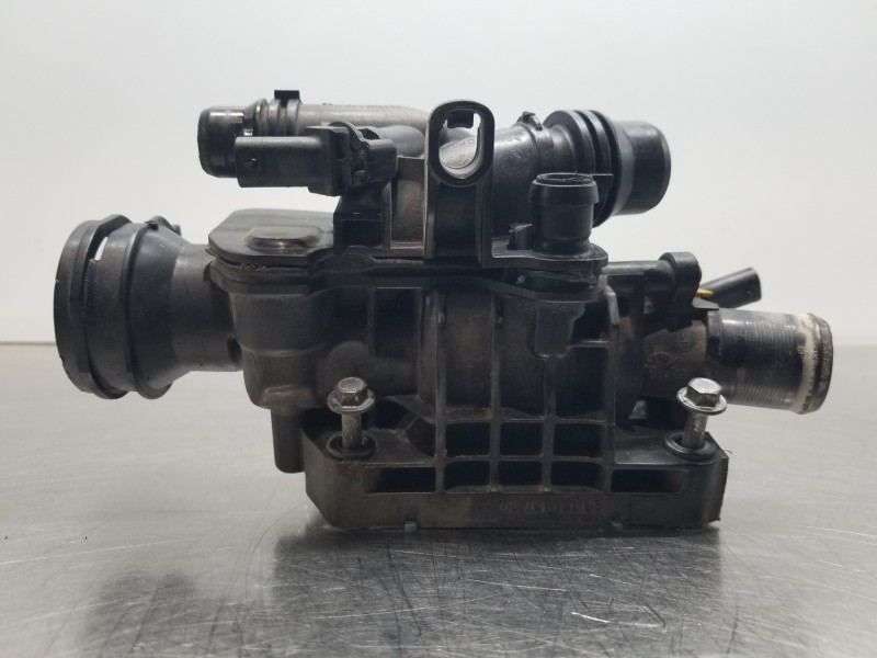 Recambio de termostato para peugeot 308 sw allure referencia OEM IAM 9812113780  