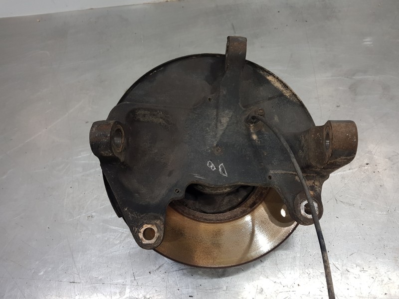 Recambio de mangueta delantera derecha para iveco daily caja cerrada (2006 =>) furgón referencia OEM IAM 5801341448  