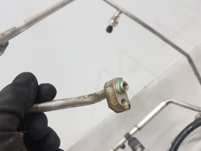 Recambio de tubos aire acondicionado para iveco daily caja cerrada (2006 =>) furgón referencia OEM IAM 5801323120 5801323121 