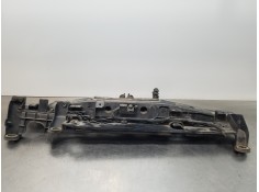 Recambio de travesaño superior para nissan qashqai (j11) tekna referencia OEM IAM F25114EAMH  