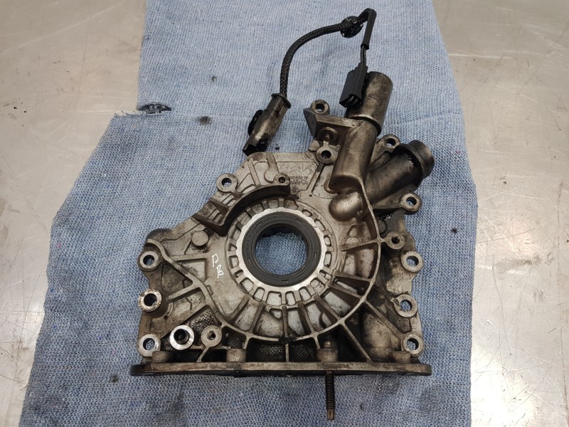 Recambio de bomba aceite para peugeot expert combi bluehdi referencia OEM IAM 9823740280  