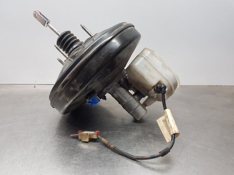 Recambio de servofreno para iveco daily caja cerrada (2006 =>) furgón referencia OEM IAM 504269884 0204051883 