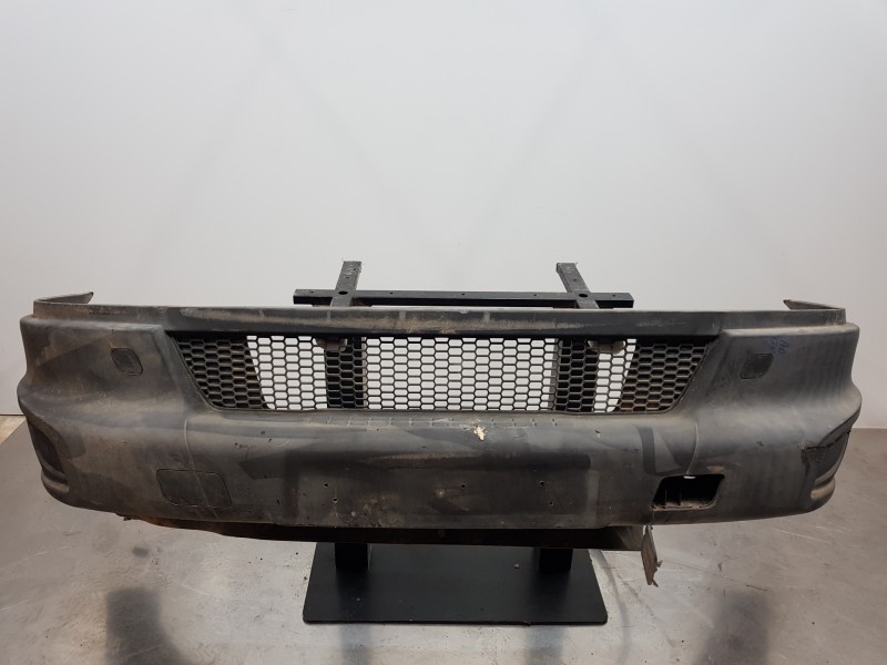 Recambio de paragolpes delantero para iveco daily caja cerrada (2006 =>) furgón referencia OEM IAM 5801350675  