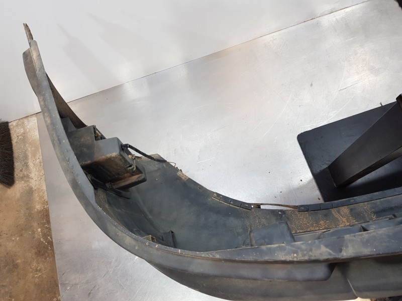 Recambio de paragolpes delantero para iveco daily caja cerrada (2006 =>) furgón referencia OEM IAM 5801350675  