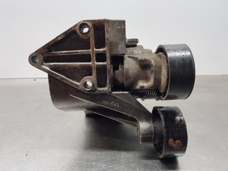 Recambio de bomba direccion para iveco daily caja cerrada (2006 =>) furgón referencia OEM IAM 504385414  