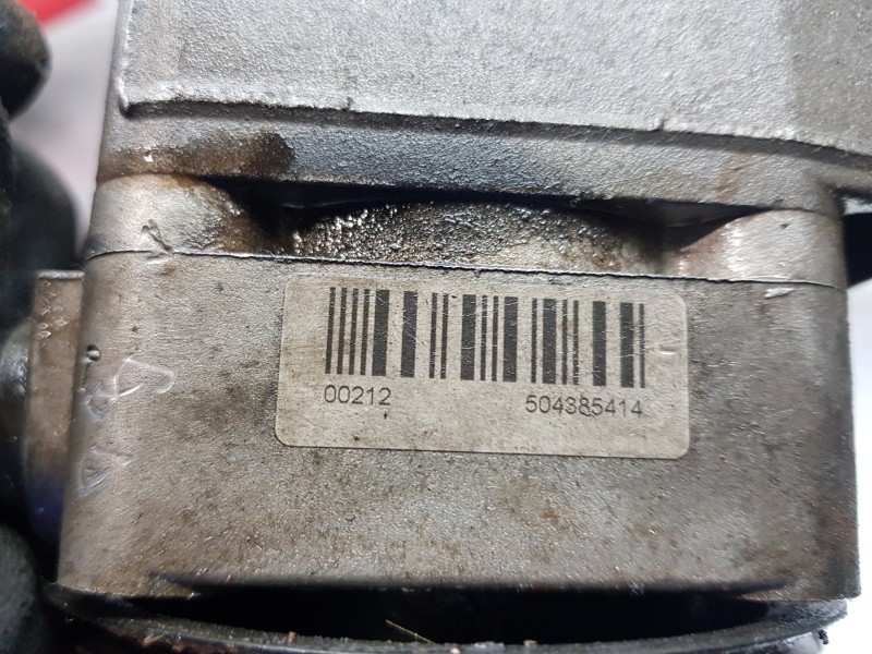 Recambio de bomba direccion para iveco daily caja cerrada (2006 =>) furgón referencia OEM IAM 504385414  