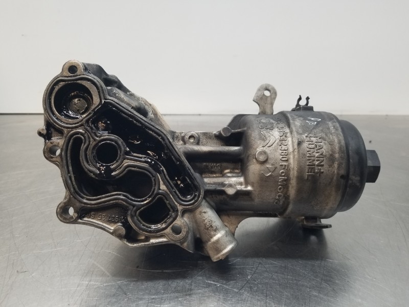 Recambio de soporte filtro aceite para peugeot 308 sw allure referencia OEM IAM 9823532380  