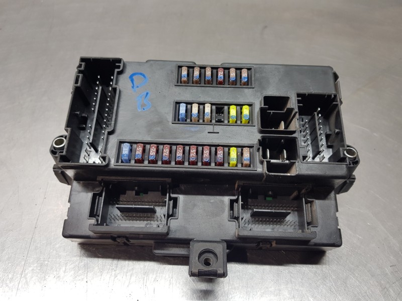 Recambio de modulo confort para iveco daily caja cerrada (2006 =>) furgón referencia OEM IAM 5801561413  