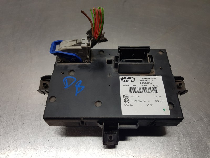 Recambio de modulo confort para iveco daily caja cerrada (2006 =>) furgón referencia OEM IAM 5801561413  