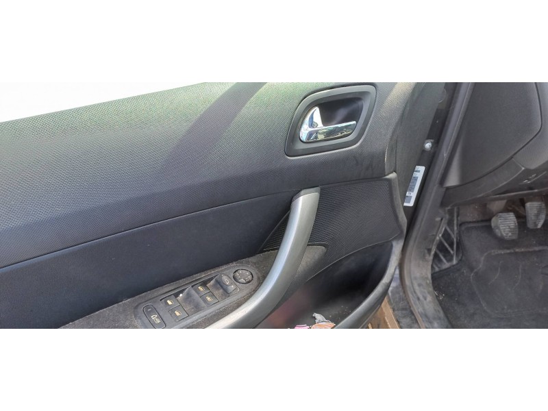 peugeot 308 del año 2008