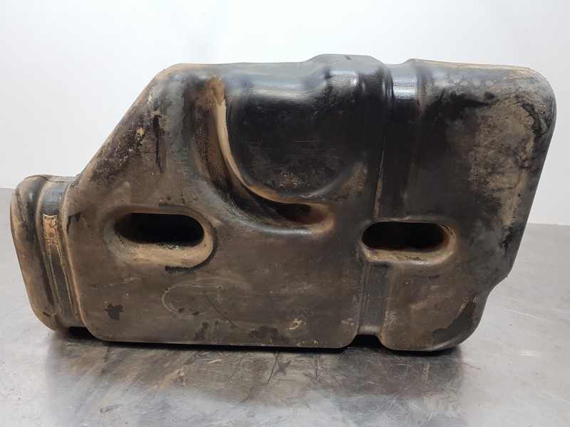 Recambio de deposito combustible para iveco daily caja cerrada (2006 =>) furgón referencia OEM IAM 504135946  