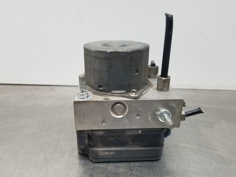 Recambio de abs para nissan qashqai (j11) tekna referencia OEM IAM 476604EA1D  