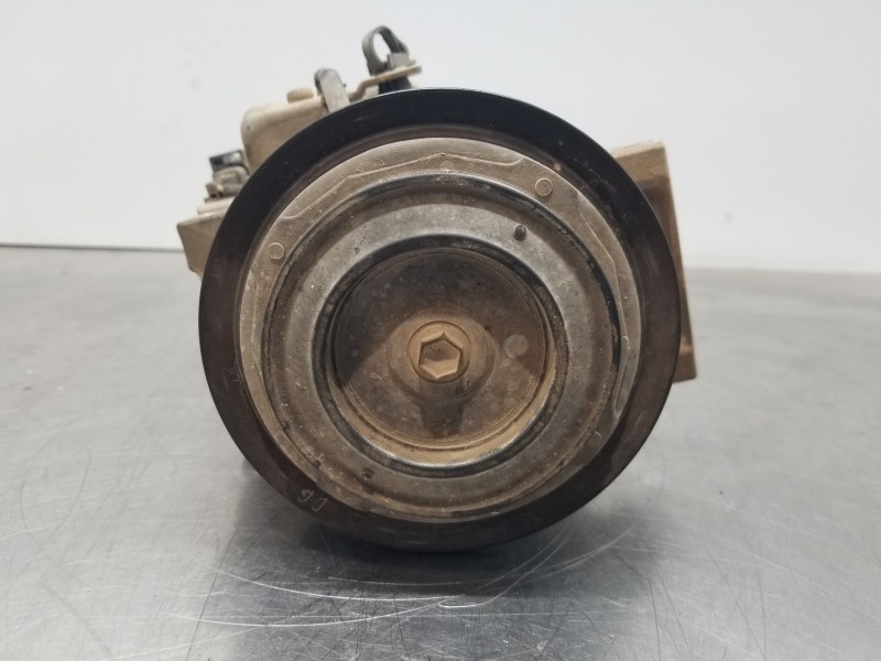 Recambio de compresor aire acondicionado para nissan qashqai (j11) tekna referencia OEM IAM 926004EB1A  