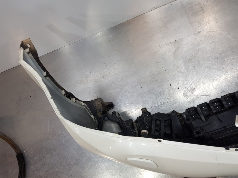 Recambio de paragolpes delantero para toyota rav 4 advance referencia OEM IAM 521194A905  