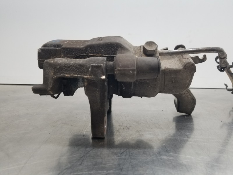 Recambio de pinza freno trasera derecha para jaguar xf luxury referencia OEM IAM C2D35333 C2C41567 5W932M088AD