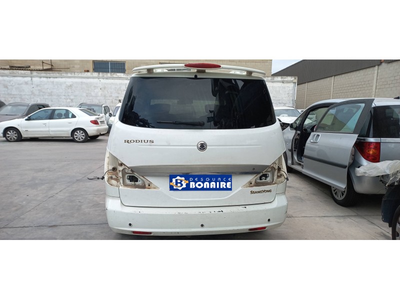 ssangyong rodius del año 2006