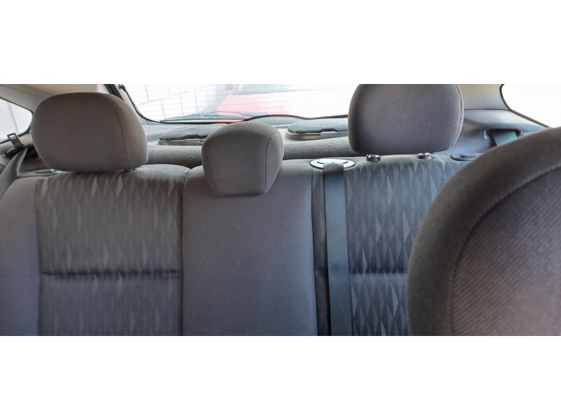 ford focus berlina (cak) del año 2006