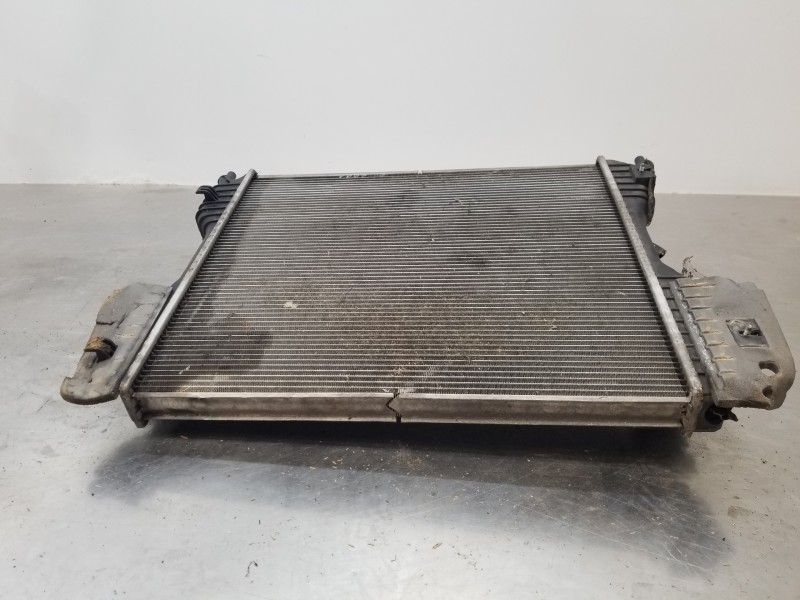 Recambio de radiador agua para jaguar xf luxury referencia OEM IAM C2D38733 C2Z10787 9X238005CC