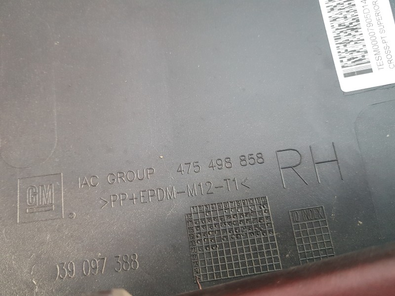 Recambio de paragolpes trasero para opel crossland x selective referencia OEM IAM 39157471 39188060 