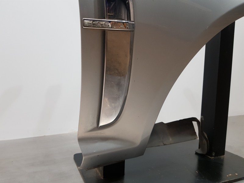 Recambio de aleta delantera derecha para jaguar xf luxury referencia OEM IAM C2Z20377 C2Z14005 8X2316005AF