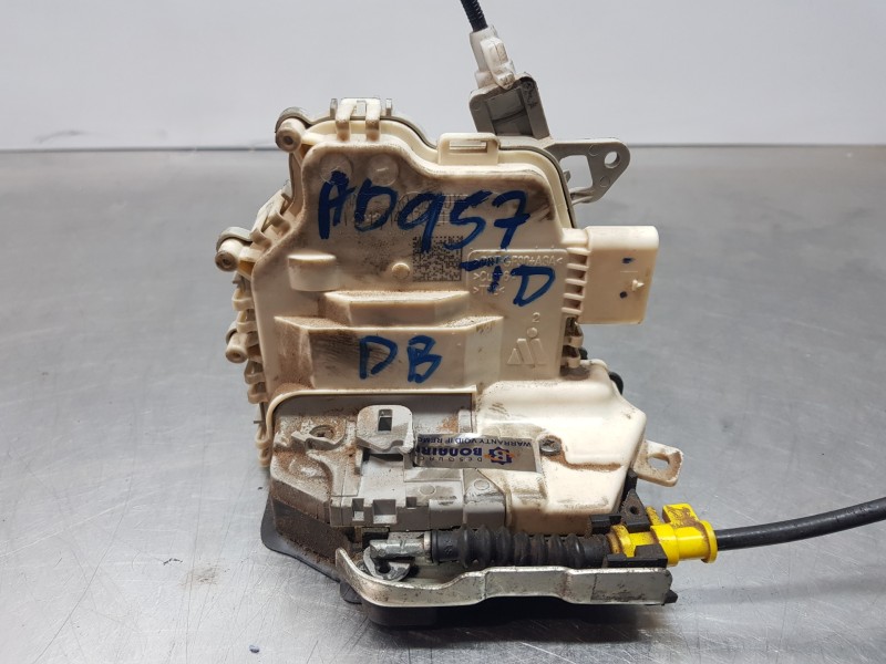 Recambio de cerradura puerta trasera derecha para audi a4 ber. (b8) multitronic referencia OEM IAM 8K0839016F 8K0839016C 