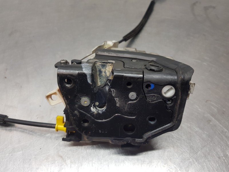 Recambio de cerradura puerta trasera derecha para audi a4 ber. (b8) multitronic referencia OEM IAM 8K0839016F 8K0839016C 