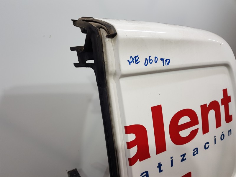 Recambio de porton trasero derecho para nissan nv 200 (m20) furgón referencia OEM IAM K01003LGDD  