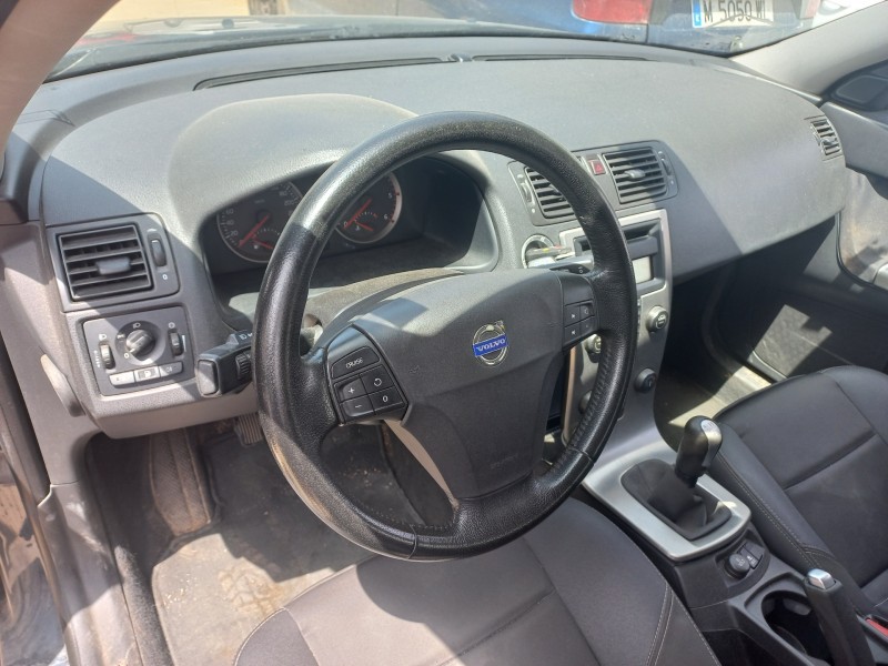 volvo v50 familiar del año 2005